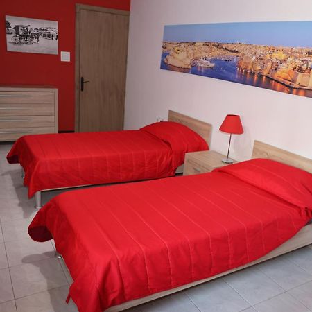 Very Bright Well Kept Apartment Marsaskala Εξωτερικό φωτογραφία